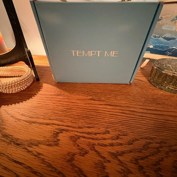 Elegant Black Women's Bikini Top - Picture 5 of 6